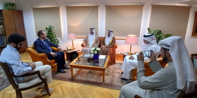 العزازي يستقبل العويس بالأعلى للثقافة بشأن تكريم رموز الثقافة المصرية