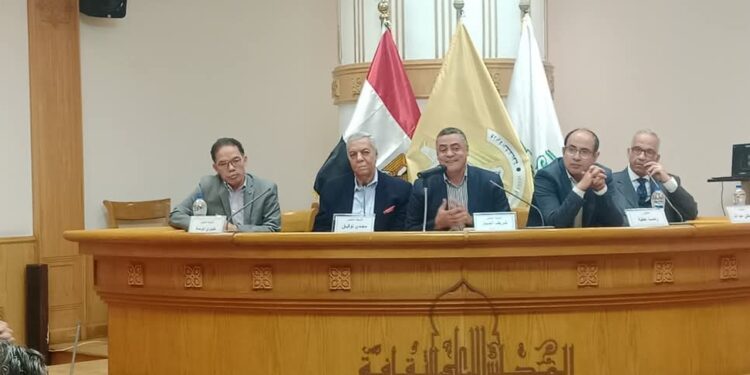 صلاح فضل.. حصاد الرحلة ندوة بالأعلى للثقافة