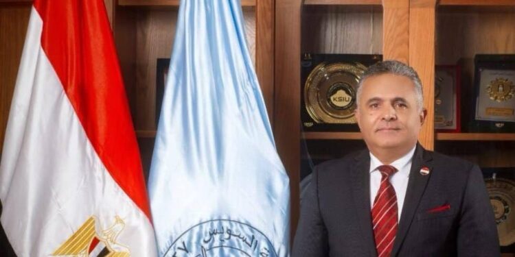 في إطار رؤية مصر 2030، تنظم كلية الآداب بجامعة السويس مؤتمرها الطلابي الثالث حول الذكاء الاصطناعي والعلوم الإنسانية