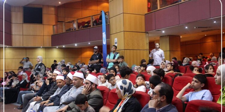 مجلس الشباب المصري ومنظمة “مسلمون حول العالم” ينظمان مسابقة قرآنية لأطفال غزة