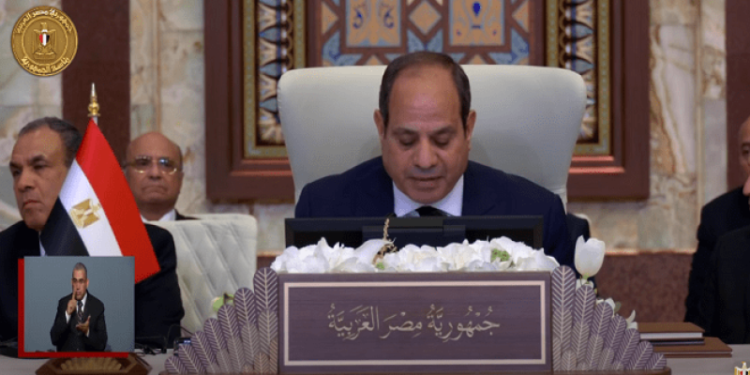 بالفيديو ..الرئيس السيسى أمام القمة العربية : مصر تواصل جهودها المكثفة مع الوسطاء لوقف إطلاق النار فى غزة