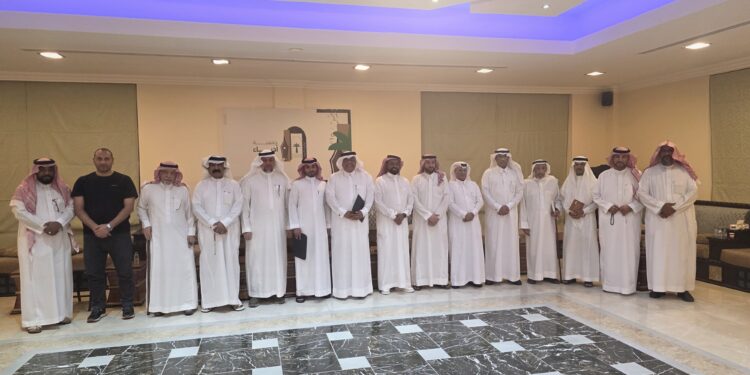 حفل توقيع وقراءة نقدية لإصدار جديد في جمعية أدباء الأحساء