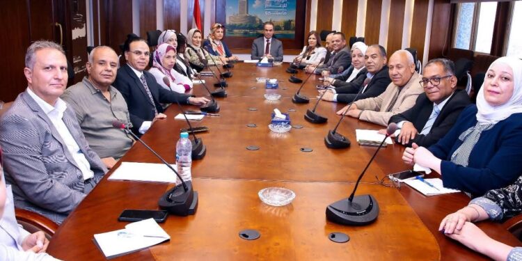 المسلماني يلتقي المجموعة الأولي من حملة الدكتوراه بماسبيرو