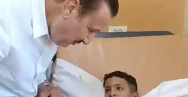 محافظ المنوفية يطمئن على الحالة الصحية لمصابي حادث الإقليمي بمنشأة القناطر