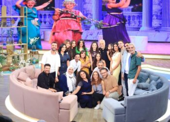 أشرف زكى ومواهب المعهد العالي للفنون المسرحية ضيوف “معكم منى الشاذلى”