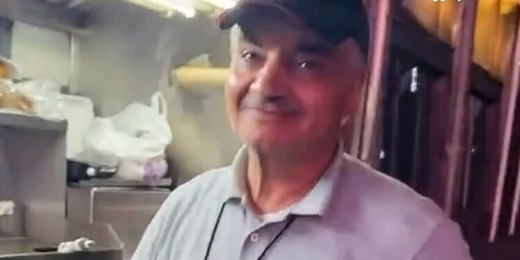 علا بركات تسأل معكم: معقول يدفع 75 الف جنيه شهريا علشان يعلى صوت الكاسيت!