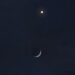 الليلة : اقتران هلال القمر والمريخ