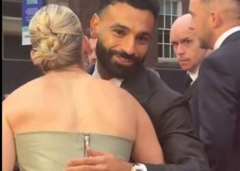 الكاتب الصحفى حامد المحلاوى يكتب لكم: ابننا محمد صلاح لم يخرج عن هذه الحالة