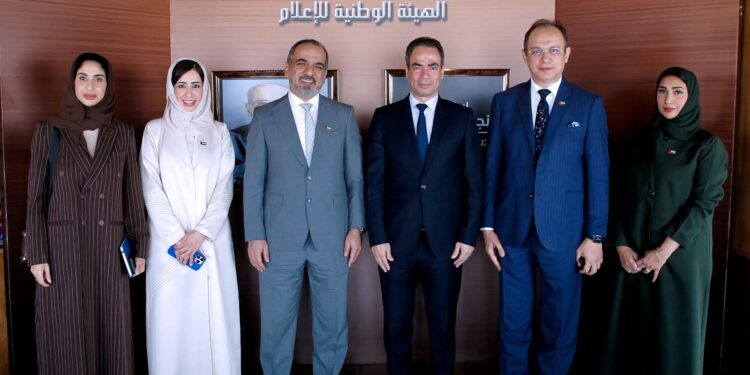 وفد إماراتي برئاسة جمال الكعبي يزور استديو نجيب محفوظ بماسبيرو