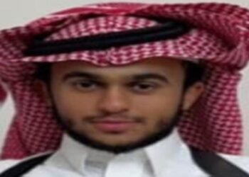 الهذلي يكتب قصيدة في عيد الوطن