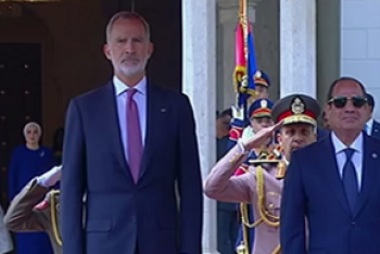 بالفيديو .. الرئيس السيسى والسيدة قرينته يستقبلان ملك وملكة إسبانيا بقصر الاتحادية