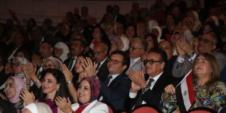 بحضور وزير الصحة وعدد من الوزراء والسفراء .. «الثقافة» تحتفل بالذكرى الثانية والخمسين لانتصارات أكتوبر