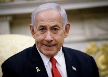 مكتب رئيس الوزراء الإسرائيلى: نتنياهو لن يحضر قمة شرم الشيخ لقرب بداية العيد