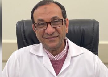 د.عزت عبدالعظيم استشاري الطب النفسي بمستشفيات الحمادي: