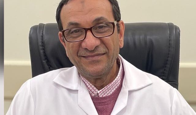 د.عزت عبدالعظيم استشاري الطب النفسي بمستشفيات الحمادي: