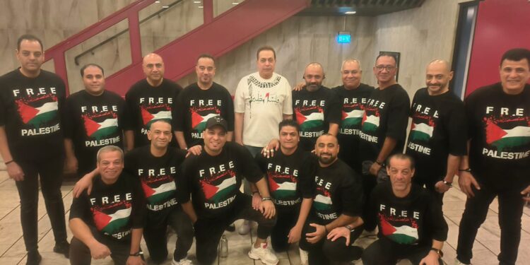 حكيم يغني على أهم مسارح أوروبا في باريس وأوسلو