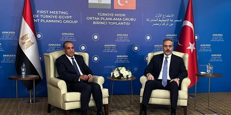 مباحثات مصرية – تركية في أنقرة لدعم العلاقات الثنائية والتشاور حول القضايا الإقليمية