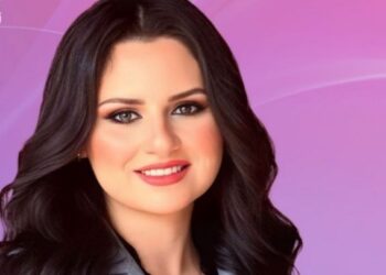 مى مصطفى تكتب: مع ولا ضد حق المرأة فى العمل وبناء المجتمع!