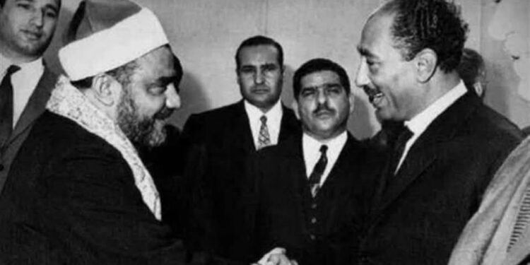 الإعلامية فاتن عبدالمعبود تقرأ لكم: عندما غنى الرجل بأمر الرئيس!