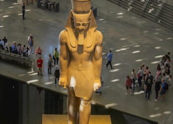 رمسيس غير عنوانه