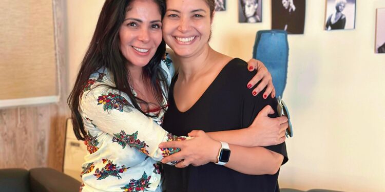 12 أغنية لأم كلثوم بصوت نسمة محجوب وأداء مني زكي فى فيلم الست