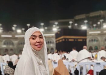 الإعلامية المتألقة حكمت عبدالحميد كتبت عن اكتئاب مابعد الحج والعمرة