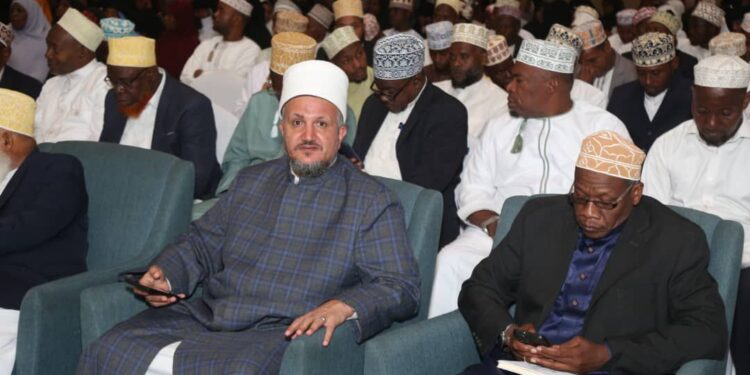 عضو لجنة التحكيم بجائزة تنزانيا الدولية للقرآن الكريم  الدكتور عبدالحميد متولي: دعم ورعاية وزارة الشؤون الإسلامية بالمملكة لجائزة تنزانيا الدولية للقرآن الكريم عزّز مكانتها وأثرها عالميًا