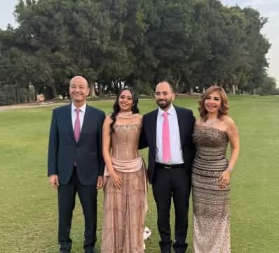 اللقاء الاول بين عمرو أديب ولميس الحديدى فى احتفالهما بخطبة ابنهما يشعل السوشيال ميديا