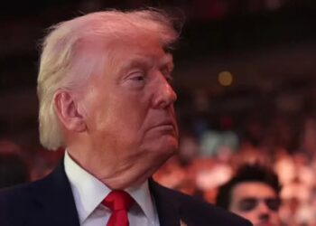 ترامب يعلن البدء بفرض حصار بحري على مضيق هرمز