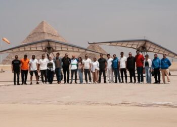رئيس الاتحاد الدولي للخماسي الحديث في جولة سياحية فريدة بمنطقة أهرامات الجيزة