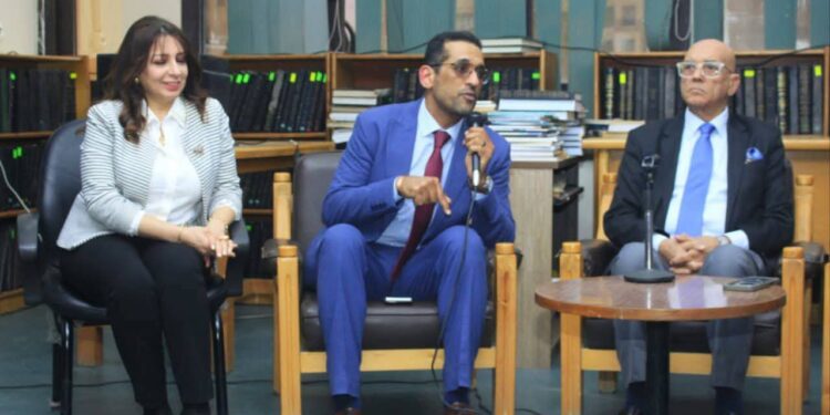 محمد سلماوي يكتب سيرة وطن على طاولة“نقد الفنون”