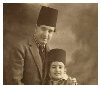 أسرة محافظة تحب الفن جداً وكمان جداً !! حكايات إحسان عبدالقدوس