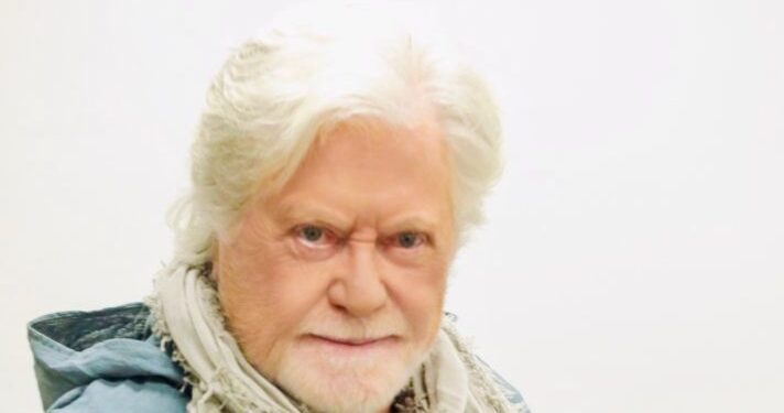 حسين فهمي بطل للفيلم الصينى “The Story I Found In china” ضمن تعاون فنى كبير مع شبكة تليفزيون الصين الدولية