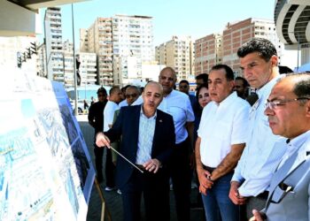 رئيس الوزراء يفتتح كوبري “الفريق أول سليمان عزت” بالإسكندرية