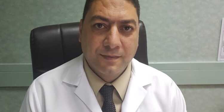 د.عادل الشناوي استشاري الأمراض الصدرية بمستشفيات الحمادي..في حديث عن: الآثار الجانبية للمكيفات في فصل الصيف رغم الحاجة إليه.. وسبل الوقاية منها