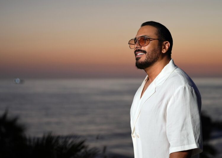 بعد 20 عامًا..رامي عياش يشعل الصيف بإعادة “خد حرير”