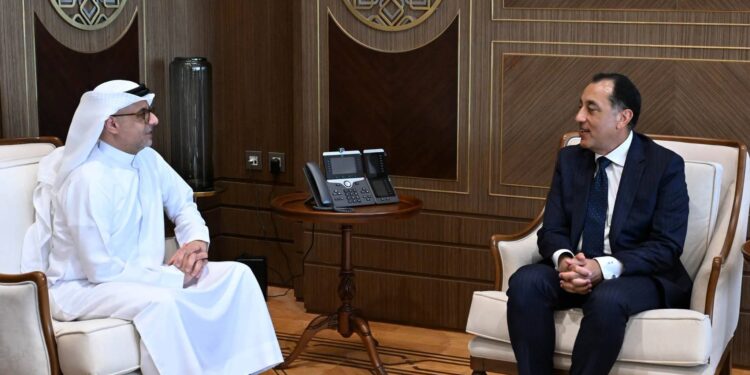رئيس الوزراء يتابع مستجدات الموقف التنفيذي لمشروعات تطوير مدينة “رأس الحكمة”