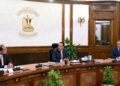 رئيس الوزراء يتابع مستجدات الموقف التنفيذي لمشروعات الطاقة الجديدة والمتجددة