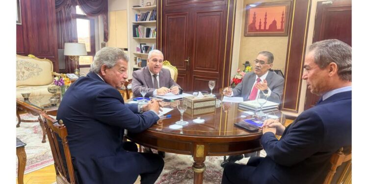 وزير الدولة للإعلام يعقد اجتماعا تنسيقيا لوضع ملامح جدول أعمال المؤتمر السنوي الأول للإعلام المصري