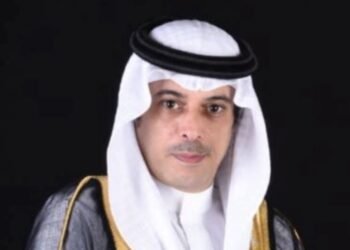 الشباب.. الوعي الرقمي والأمن الفكري بين الأصابع والشاشات.. عندما تُدار حياتنا عن بُعد!