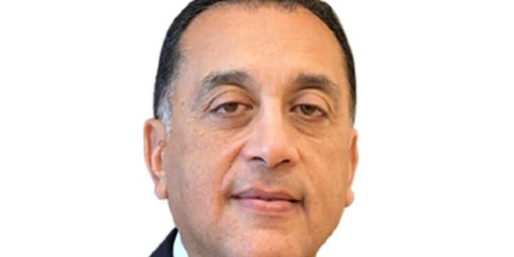 رئيس الوزراء يهنئ الرئيس السيسى بمناسبة ذكرى المولد النبوي الشريف