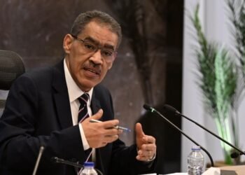 وزير الدولة للإعلام في لقاء مع المتحدثين والمستشارين الإعلاميين بالوزارات.. تدفق المعلومات إلى وسائل الإعلام يقطع الطريق على مروجي الشائعات