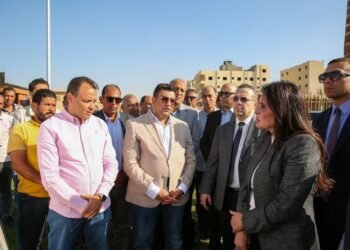 وزيرة الإسكان تتفقد أعمال التنمية ورفع الكفاءة بمنطقة «بيت الوطن» بمدينة القاهرة الجديدة