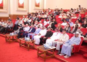قصائد تلامس الواقع والحياة في بيت الشعر بالشارقة