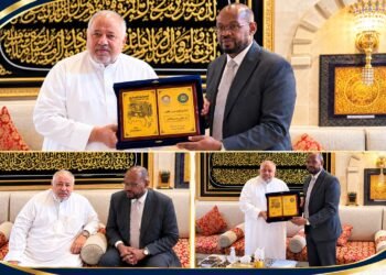 مسؤول بمنظمة السياحة العربية يحتفي برئيس الاتحاد العربي للإعلام السياحي