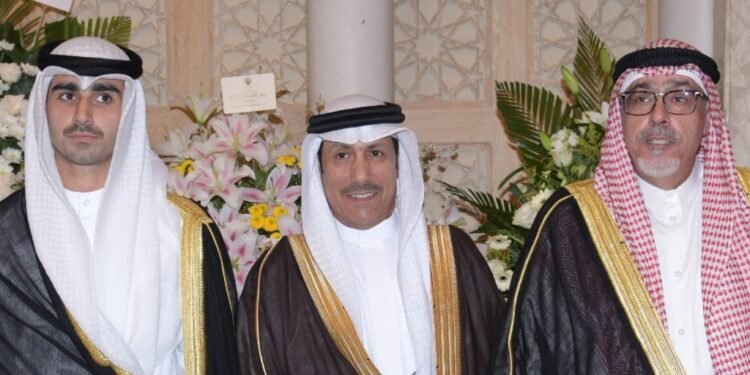 أمين سر جمعية الصحافيين الكويتية يحتفل بزفاف نجله «محمد»